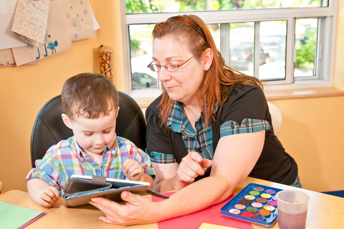 Chicktionary features adorable chickens and engaging word puzzles, but does it teach reading? Our expert review reveals why this popular game isn't a phonics tool for young learners.