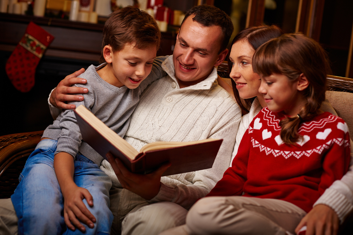 Turn winter traditions into phonics learning opportunities. Discover how everyday seasonal activities naturally build your child's reading skills while creating cherished family memories.
