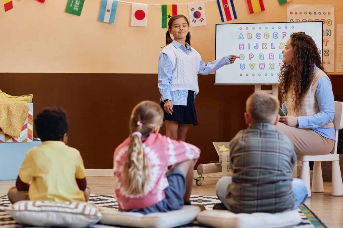 Exploring two leading synthetic phonics approaches and what makes systematic phonics programs effective for teaching young readers to decode confidently.