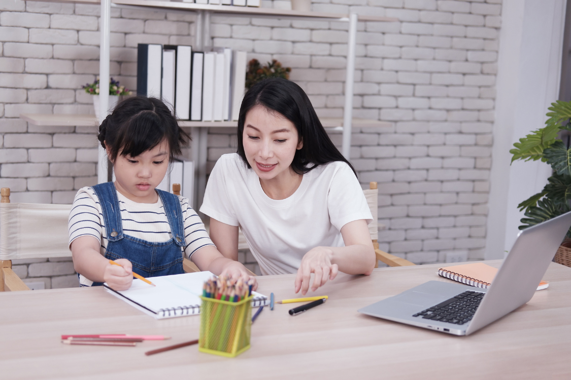 How to teach English phonics at home when your child speaks another language. Tips for multilingual families.